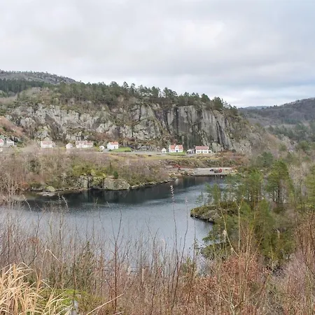Four-bedroom Holiday In Feriehus Lyngdal